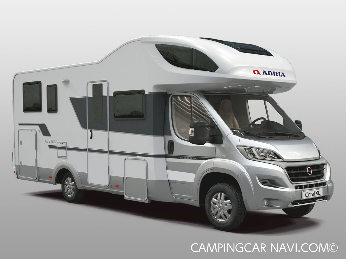 Coral XL Plus 670 SP - キャンピングカーナビ